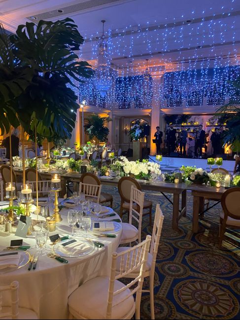 Show off your centerpieces and other reception decor 17