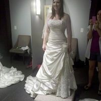 Anyone have "real-life" pictures of Maggie Sottero Ambrosia?