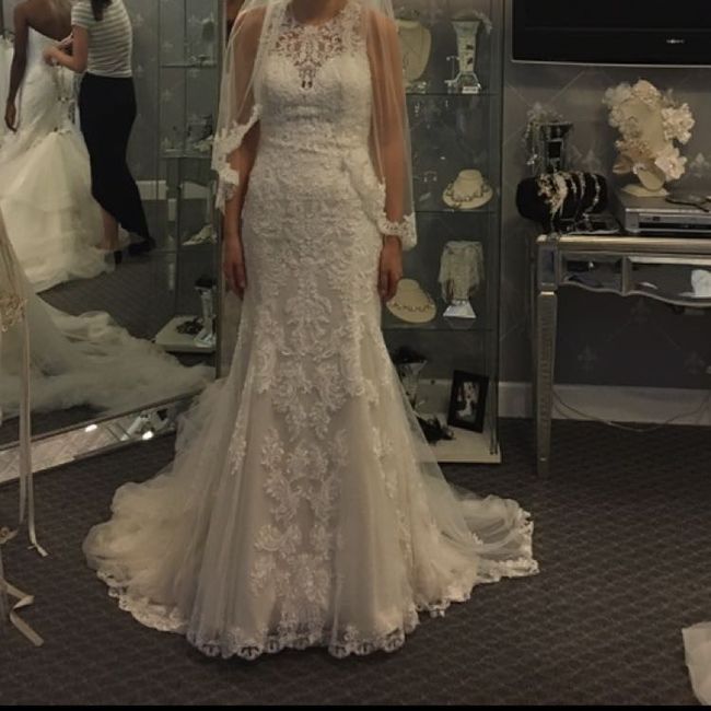 Show off those dresses!