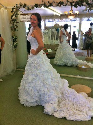 I got my dress!! *pics* Need Hair advice