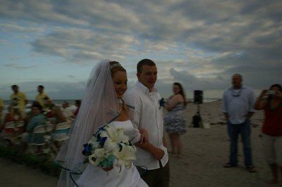 I am now Mrs. Gresham! ***PICS***