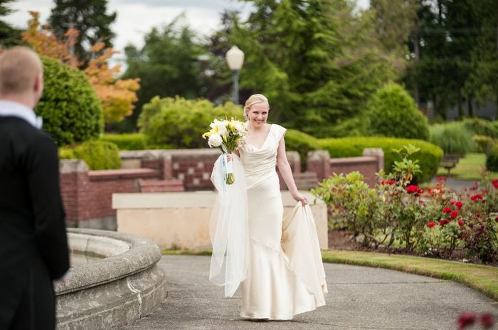 A couple sneak preview PICS from the wedding.