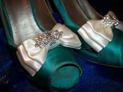 This Never gets old! Show us your shoes & wedding accessories!