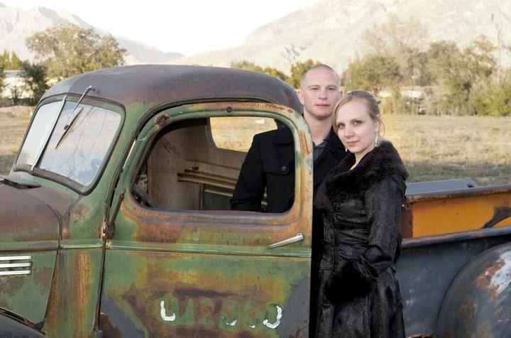 Show off here!  What do you/did you love best about your wedding?  Post pics!  :)