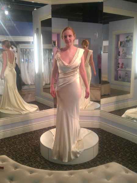 Jewelry help- necklace or earrings?