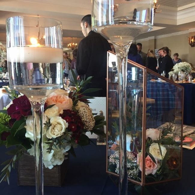 Show us your bouquets/centerpieces! (pics)