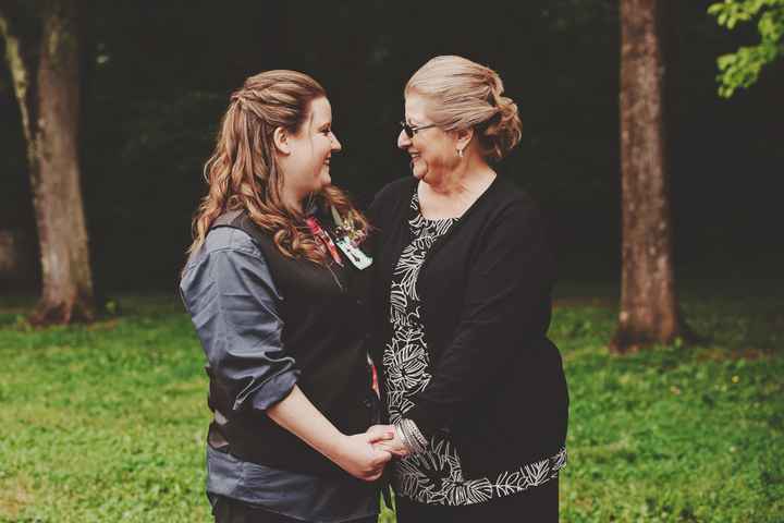 Update: More photos PG. 2 BAM!!!!! or as those snarky chickens like to call it......Bitch and Moan