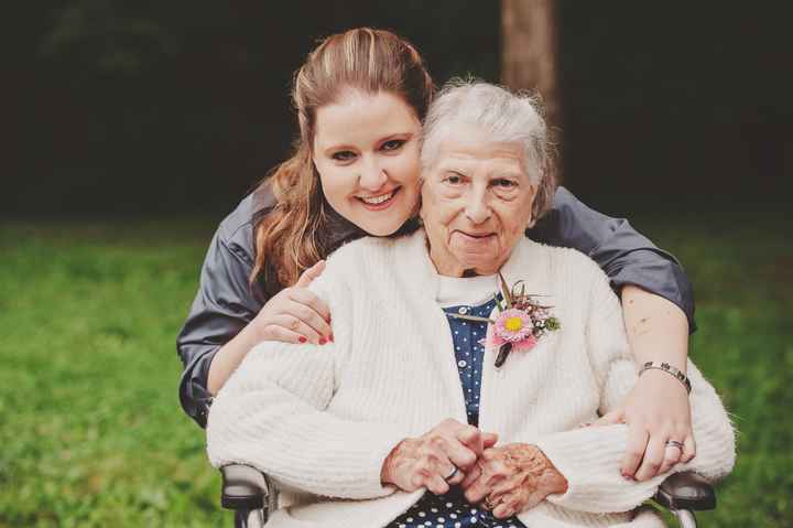 Update: More photos PG. 2 BAM!!!!! or as those snarky chickens like to call it......Bitch and Moan