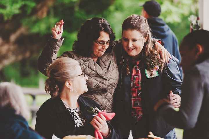 Update: More photos PG. 2 BAM!!!!! or as those snarky chickens like to call it......Bitch and Moan