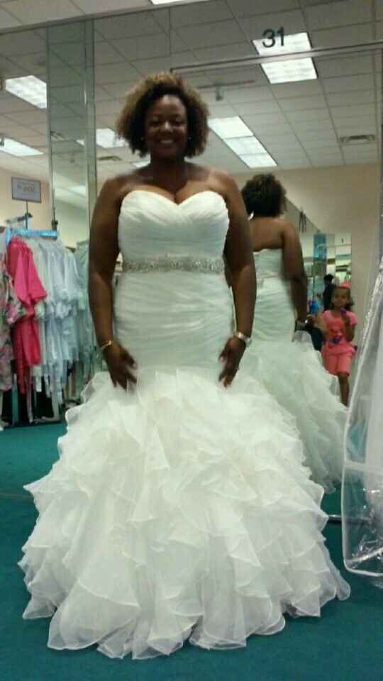 I said yes to the dress!!!!