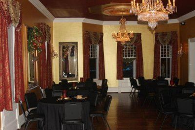 Wedding Decor Color Options. Black or White?!