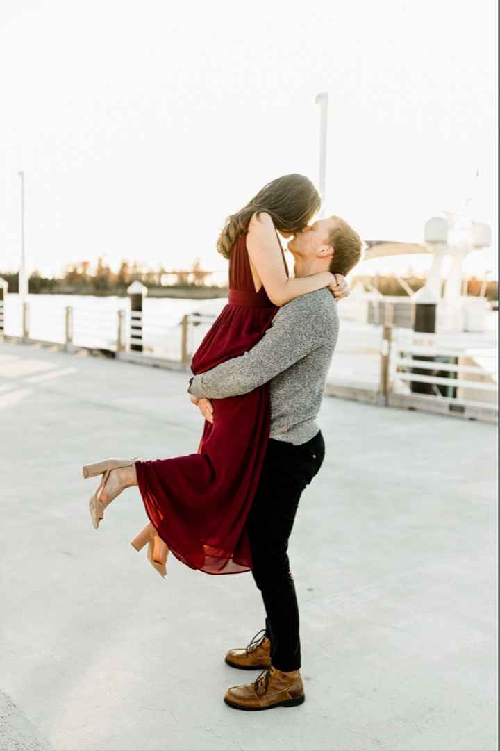 Engagement photos outfit - 2