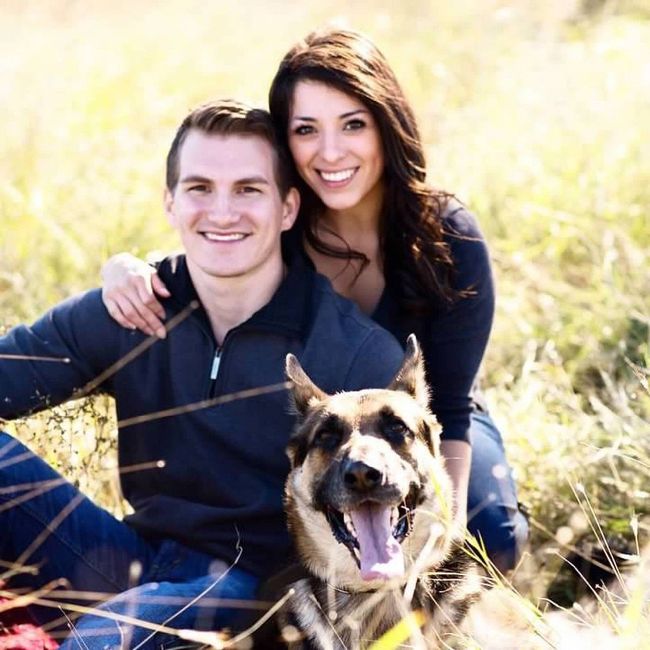 Engagement pics with pet 4