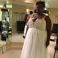 Calling plus size brides, show me your Dress