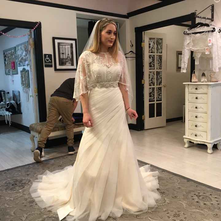 My Dress!! Pics and question
