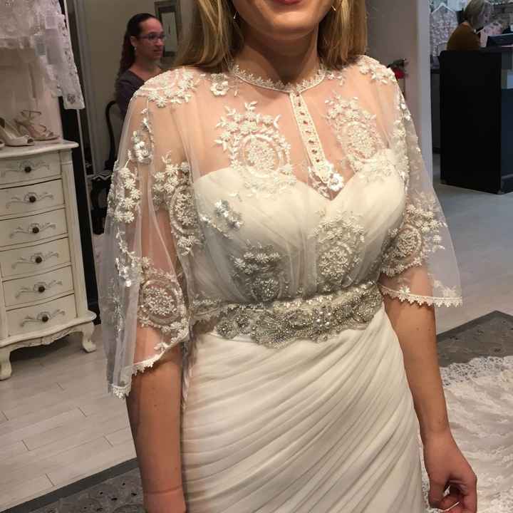 Today marks 4 months out!!!  AH! How are all the 10/7 brides doing?!?