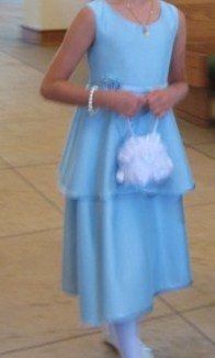 Flowergirl basket, kissing ball, or decorated clutch??