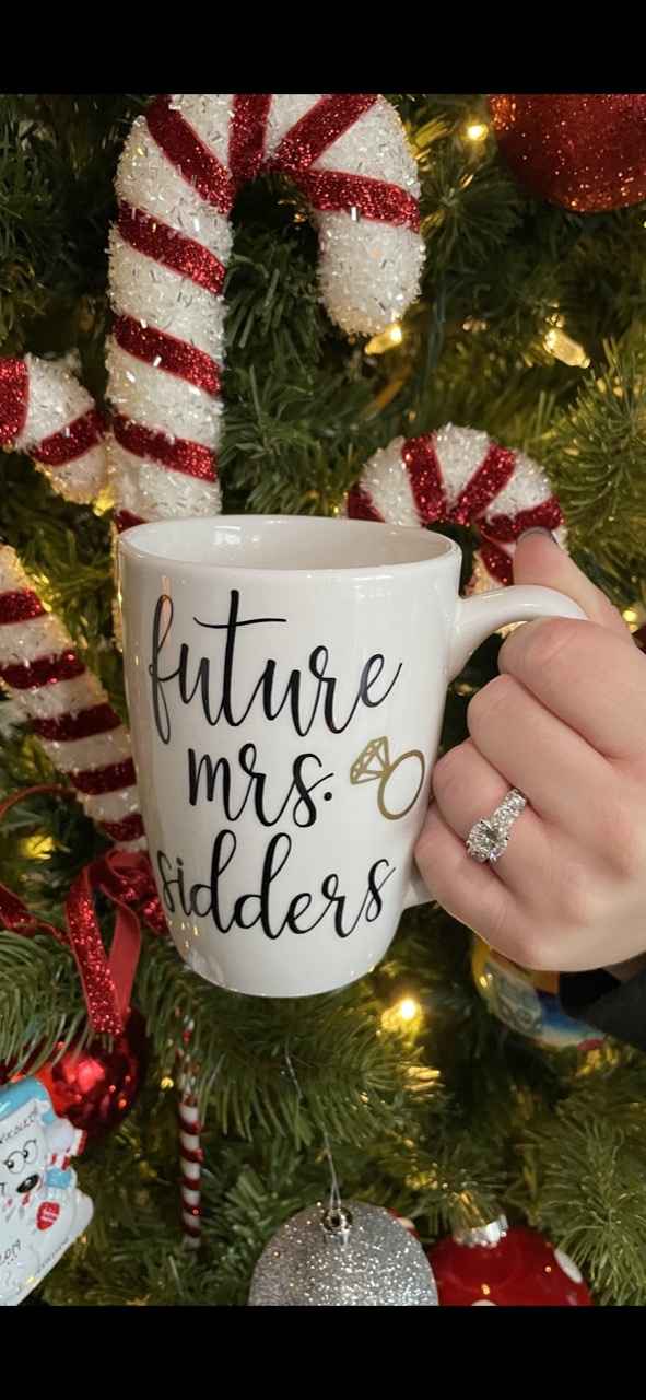 Brides of 2022! Show us your ring! 17