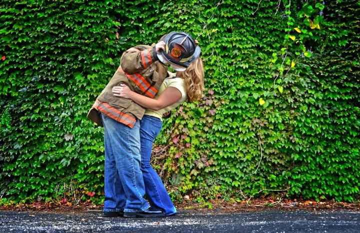 Engagement pictures are back!