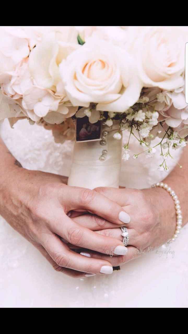 Let me see your bridal nails!