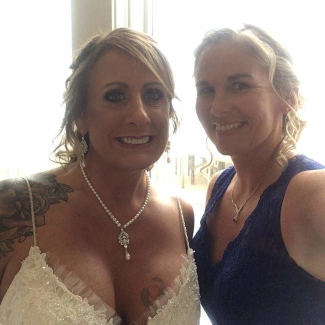 The last unmarried selfie
