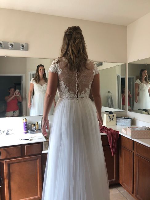 Help me choose the dress! 3