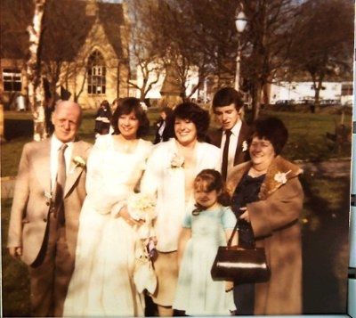 Always the FG/Bridesmaid and now I'm the Bride... Share your pics!