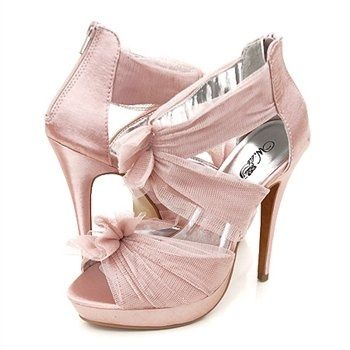 which shoes go best? one of my smexy outfits
