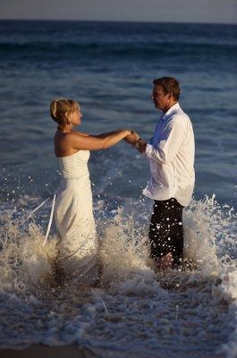 Is anyone doing a trash the dress session?