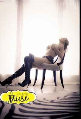 Boudoir Pics Sharing