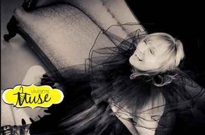 How about some SMEXY photos? (boudoir pics)