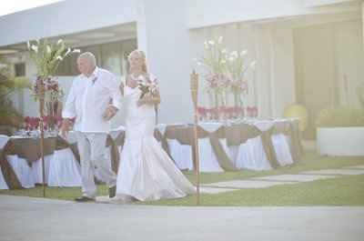 I want to see dresses