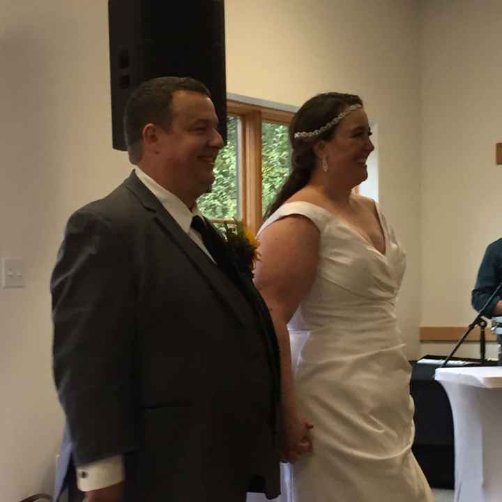 Show me your wedding hair accessories