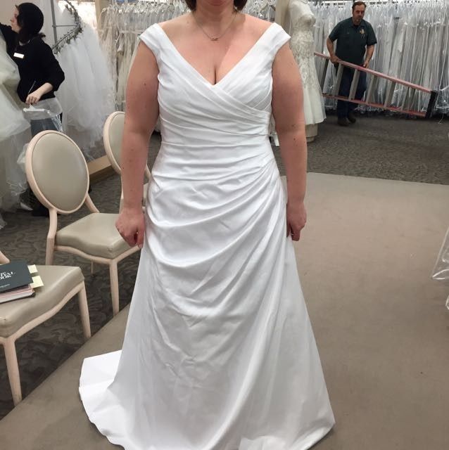 Let me see your DRESS!