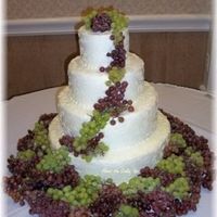 it's my fav part of the wedding... Show me your Cake Inspiration!