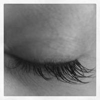 Anyone wear eyelash extensions?