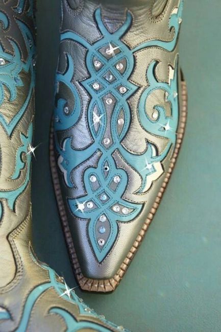 Wedding shoes: How big is your heel?