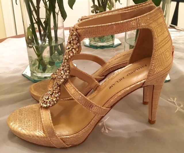 Show Me Your Shoes!!