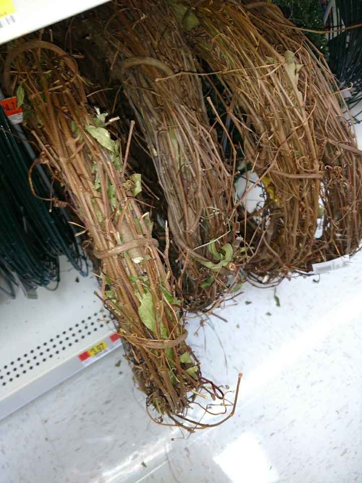  Centerpieces.. *pic attached* should i hire someone or do it myself - 5