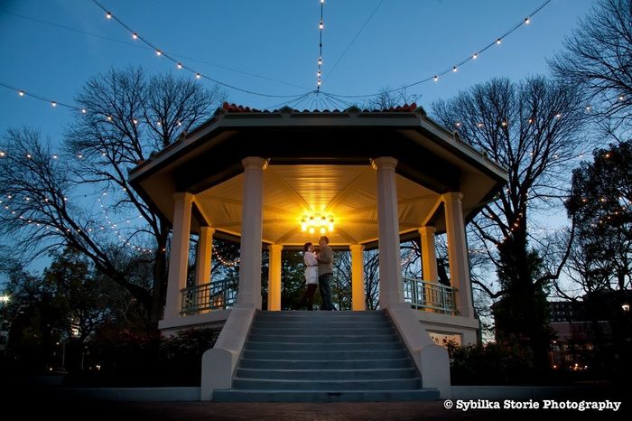 Engagement Pics!