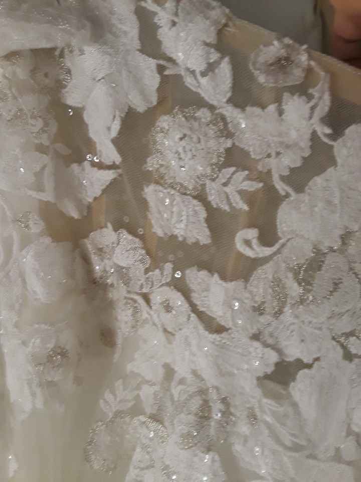 White? Ivory? Champagne? What shade is your wedding dress? - 1
