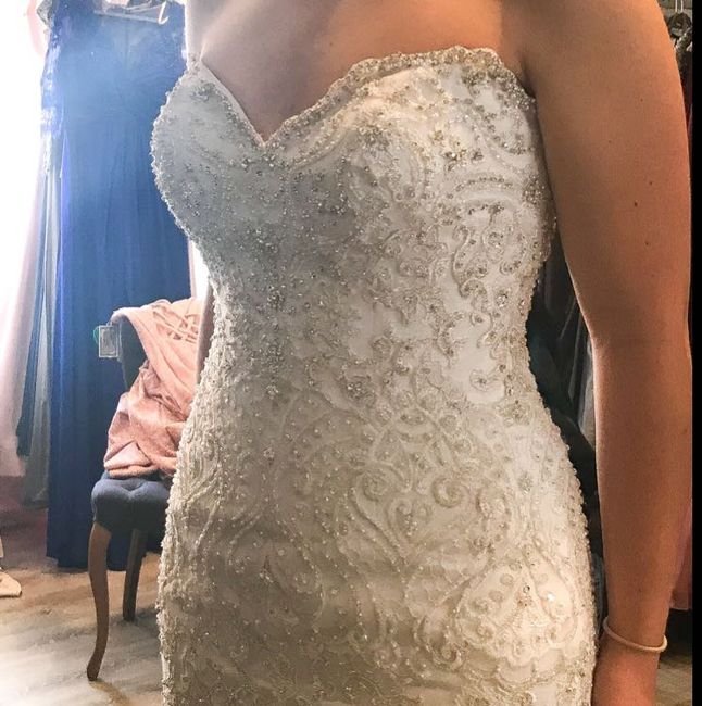Please show your wedding dress, ladies - 2