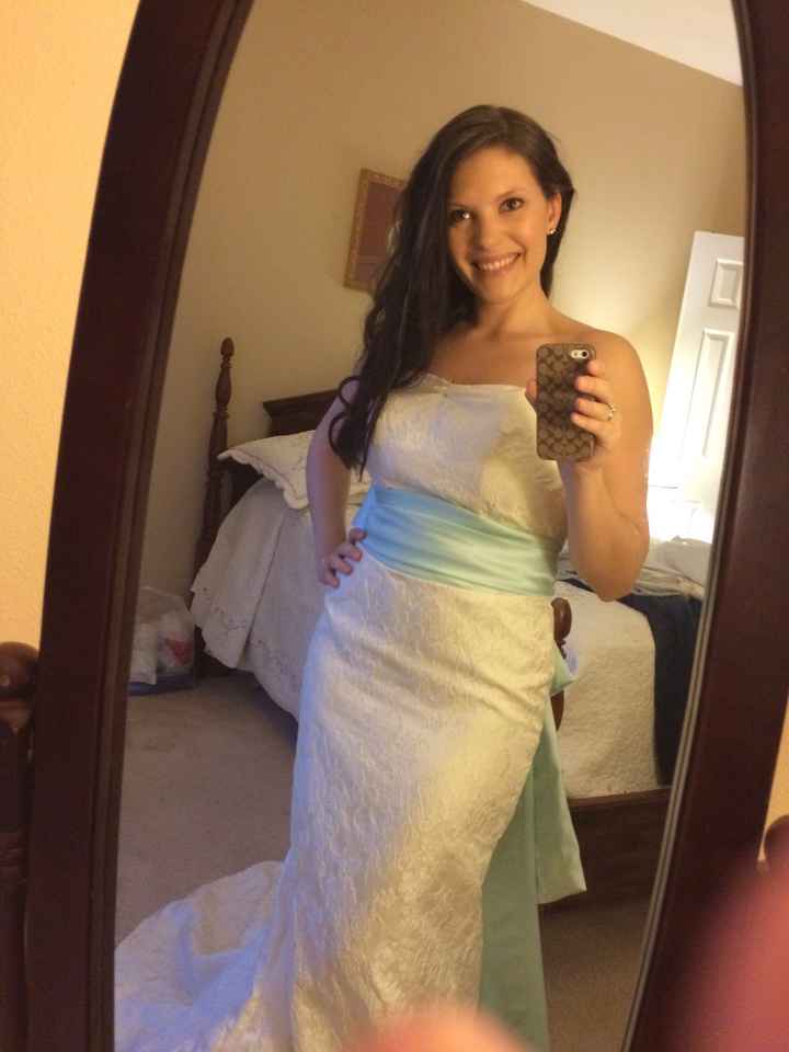 Let me see YOUR dresses ladies!