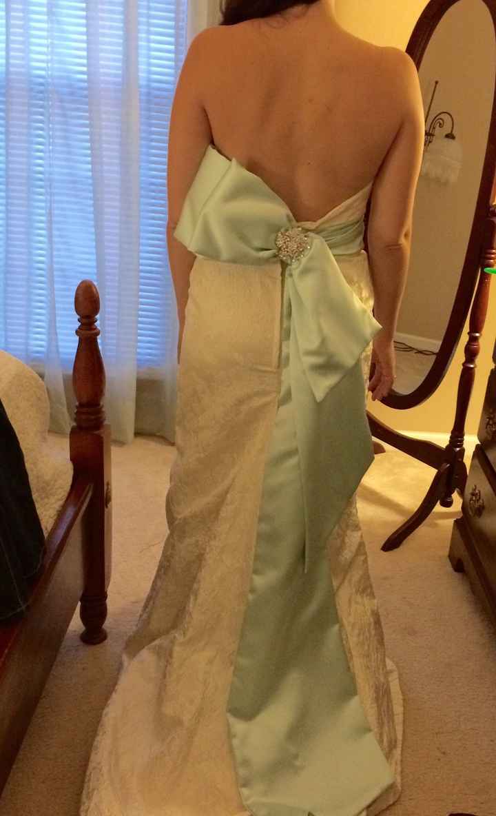 Let me see YOUR dresses ladies!