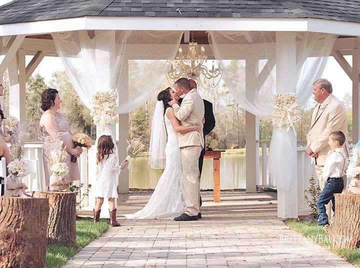 speaking of ceremony decor