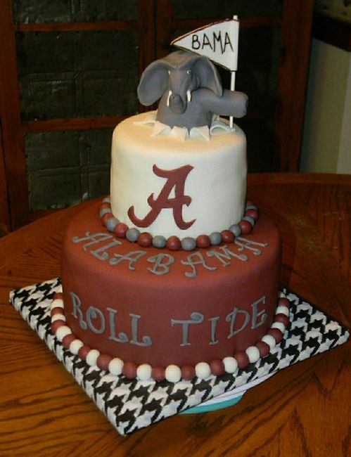 Let me see those grooms cakes!