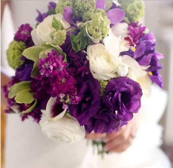 Bride's Bouquet - All White or Colorful?