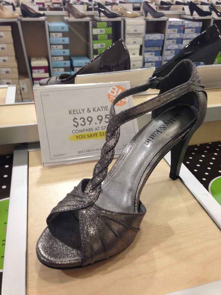 Bridesmaid's shoe colors??