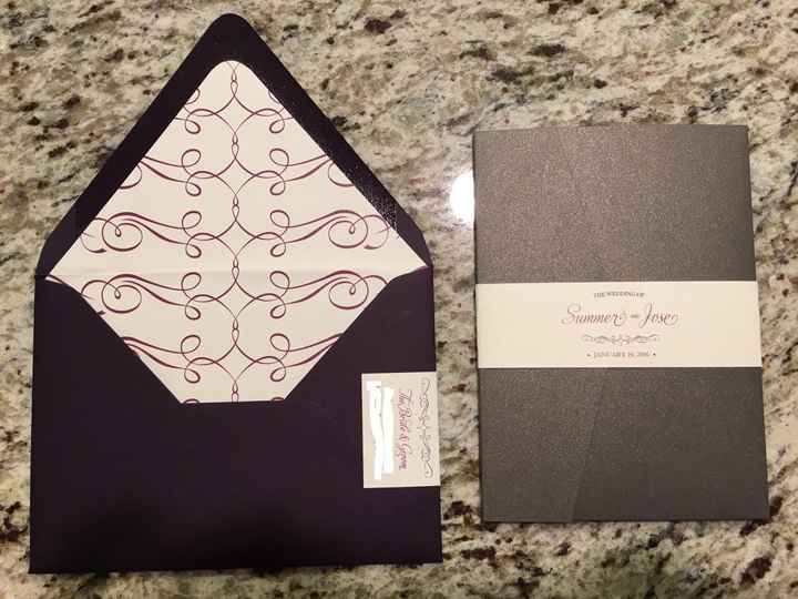 Belly Bands vs Pockets