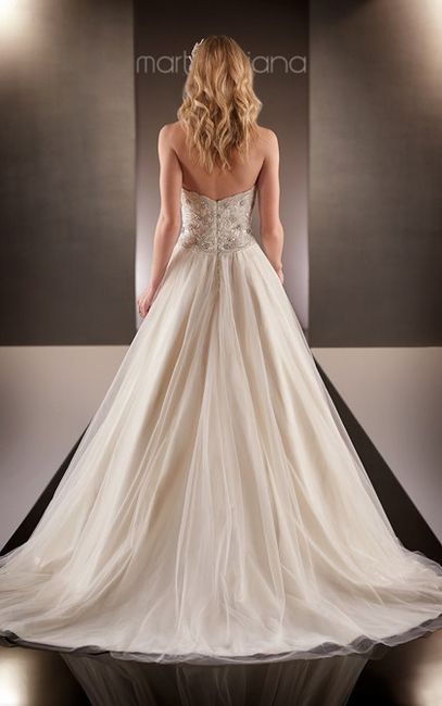Who designed your dress?